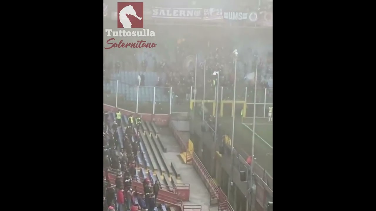 Genoa-Salernitana: il tifo granata visto dalla Gradinata Sud e dai Distinti