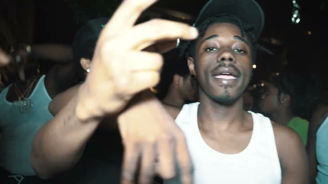 Wal Blixk x RayMula - Rich Girl (Official Music Video)