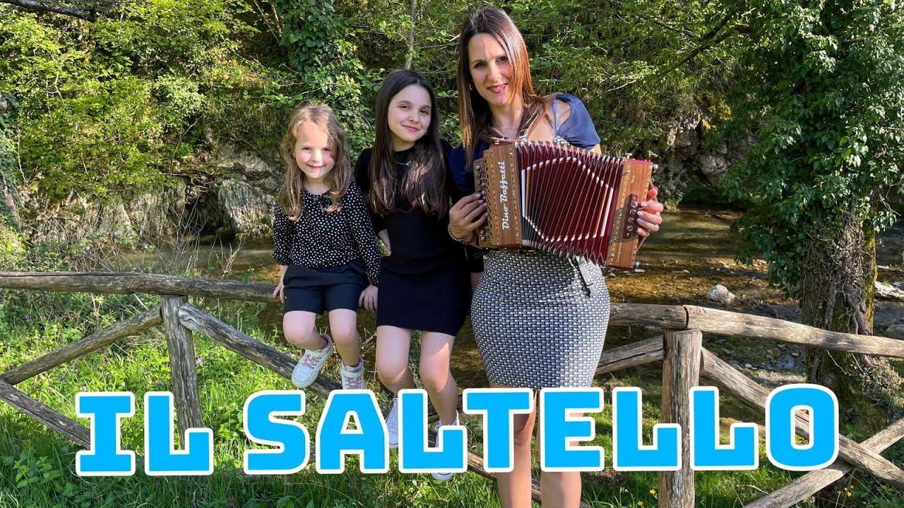 Maria Vita esegue Il Saltello #musica #organetto #folk #tarantella