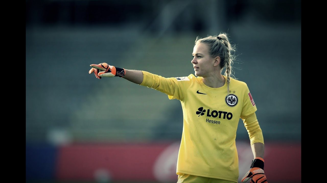 Merle Frohms - 2021/22 Saves | Eintracht Frankfurt