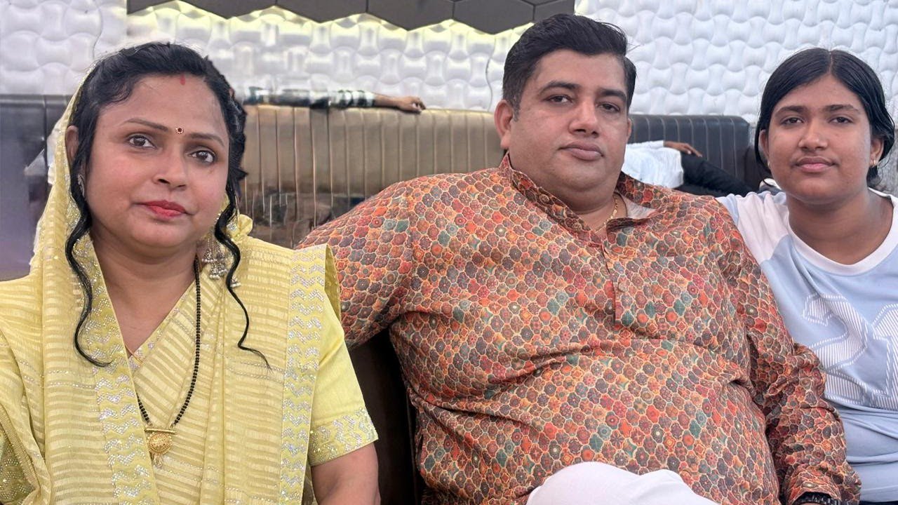 Pohoch gaye shadi me#renutomarvlogs 