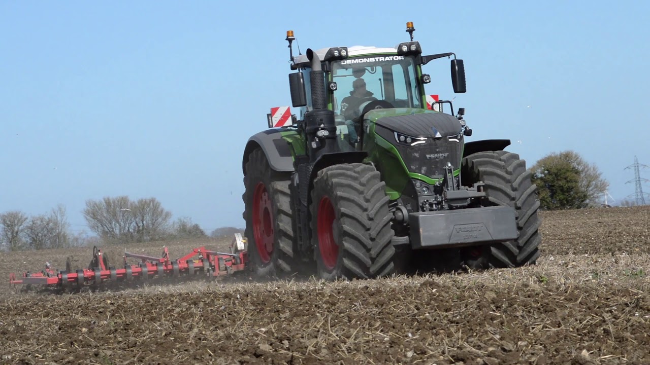 Fendt 1050 & Vaderstad NZ Aggressive