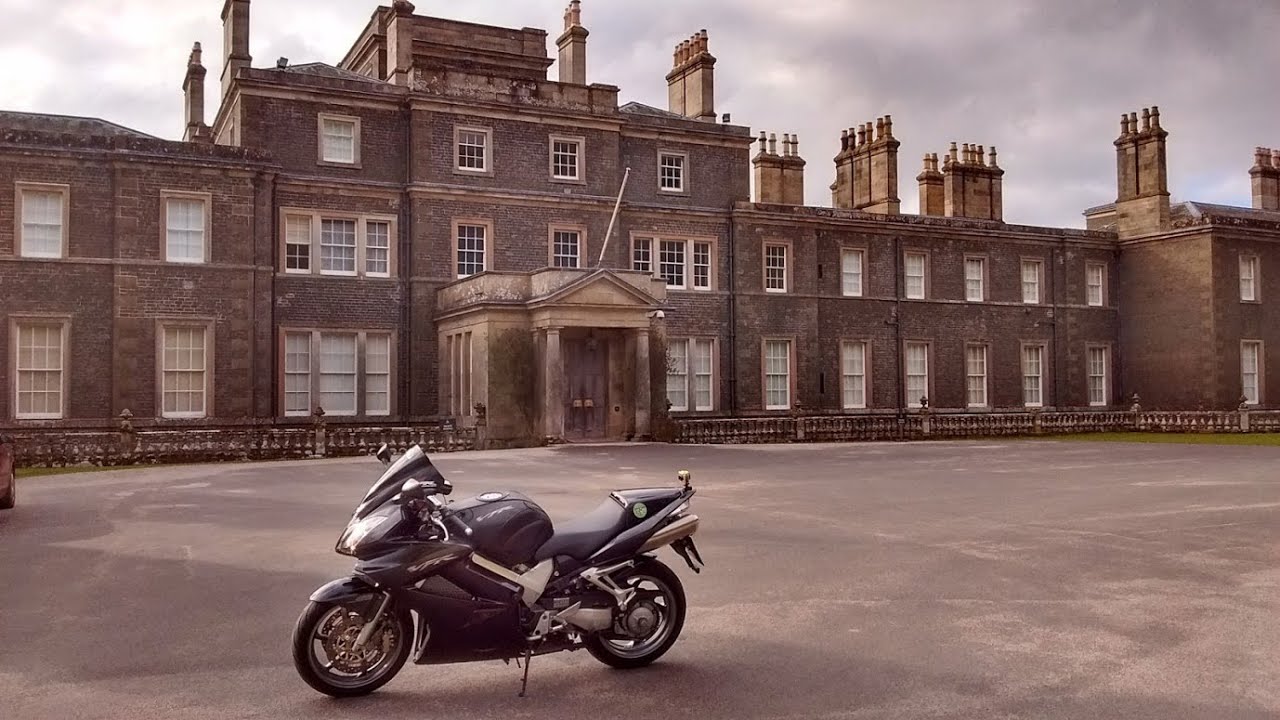 Bowhill Estate &  Ettrick and Yarrow Valley plus Swire.   All weathers and even Summer Choon ;-)