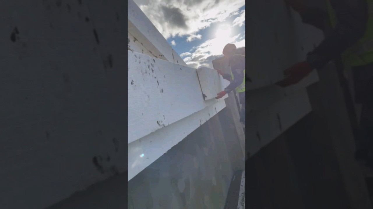 insulation of houses foam plastic #buildinghomes #insulation