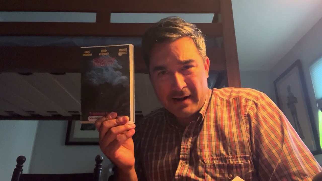 Fright Night directed by Tom Holland - 1985 movie review 