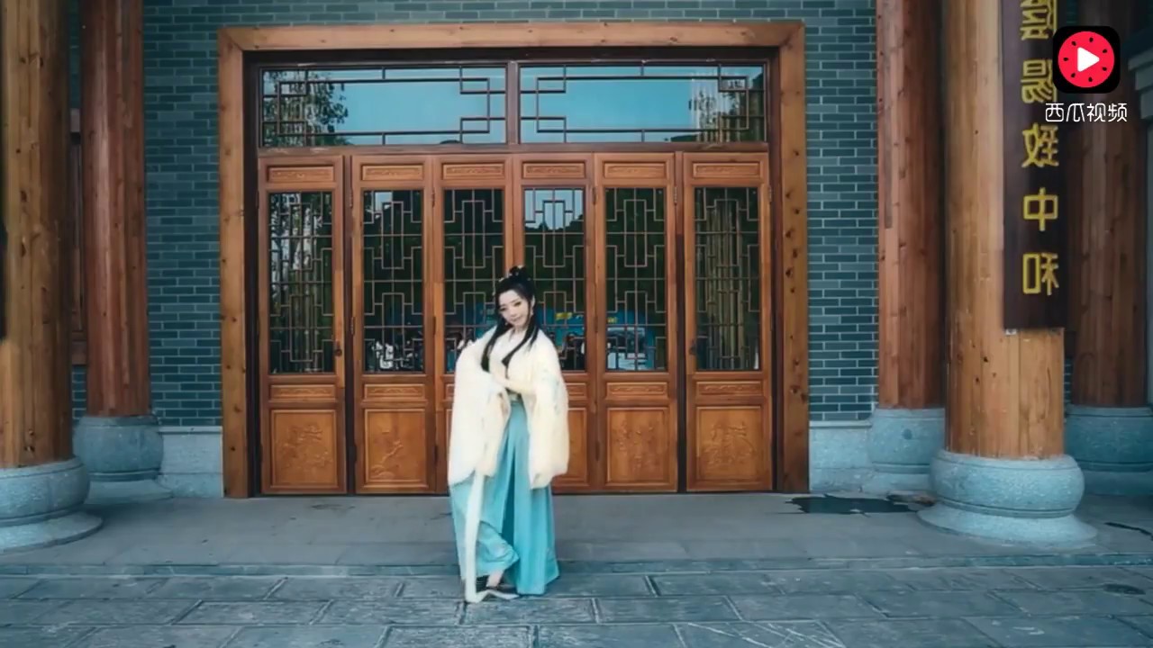 惊艳古风舞蹈《半壶纱》美到窒息，不知不觉看了五遍