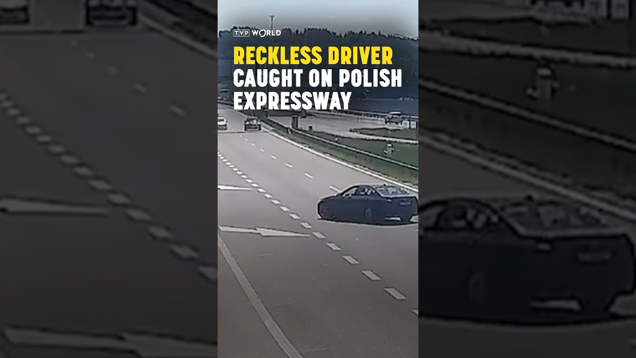 Reckless #driver caught on #Polish expressway