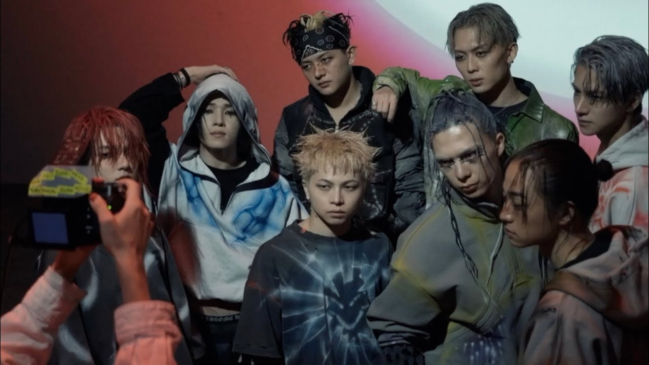 ONE OR EIGHT / POWER (8ACKSTAGE)