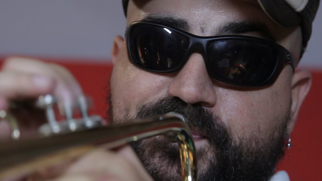 Hugo Lobo - Swing Easy - Ska en PelaGatos