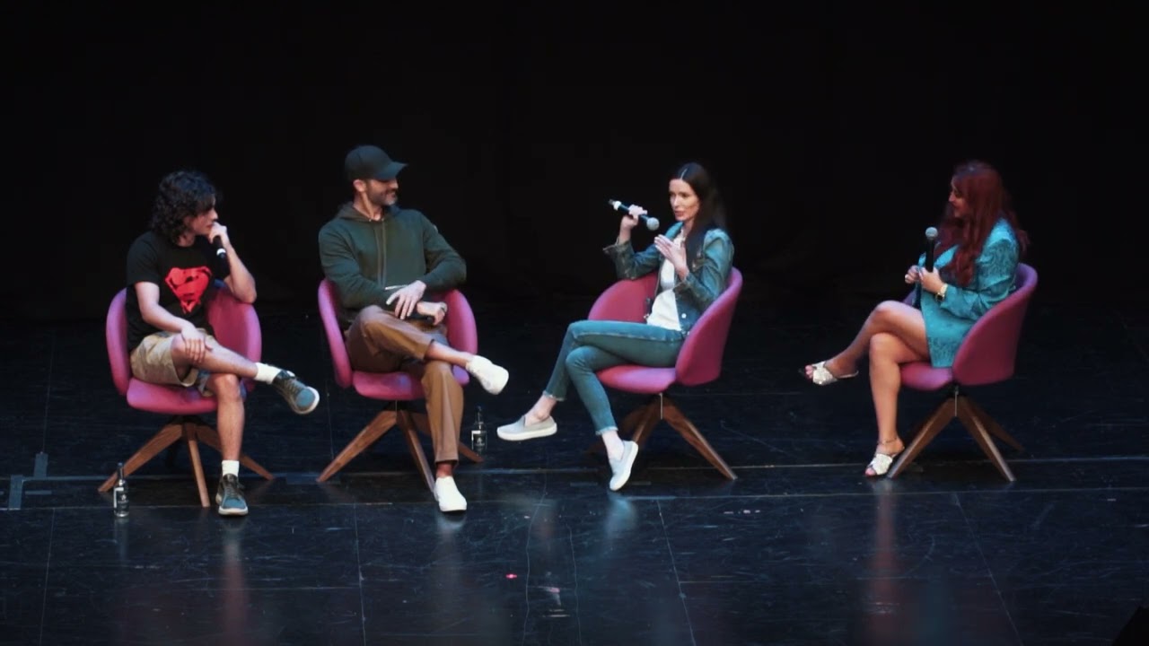 Bitsie Tulloch, Tyler Hoechlin & Alex Garfin - Superman & Lois Panel | Comic-Con Wales August 2022