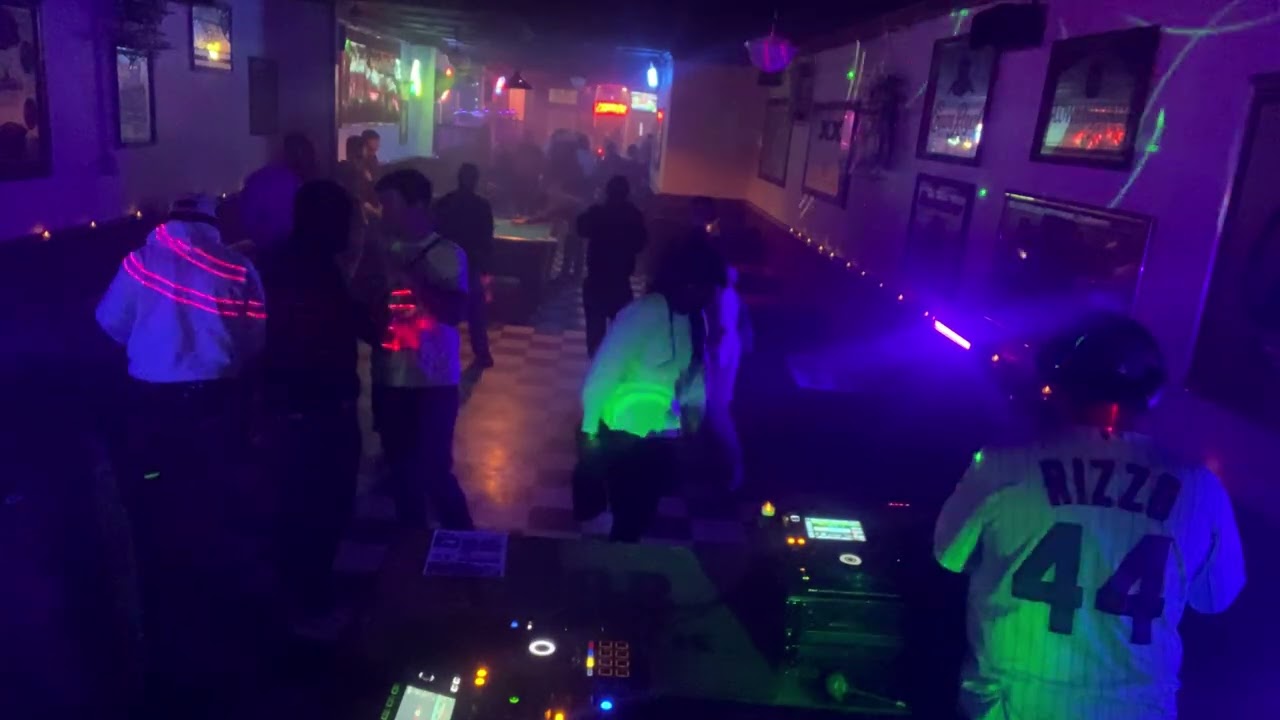 4. DJ Nieko live @ “Get Down Saturdays” 11-01-25