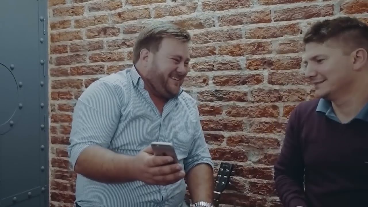 Valdez Ft Martin Pi&ntilde;a - De Callados (Video Oficial)