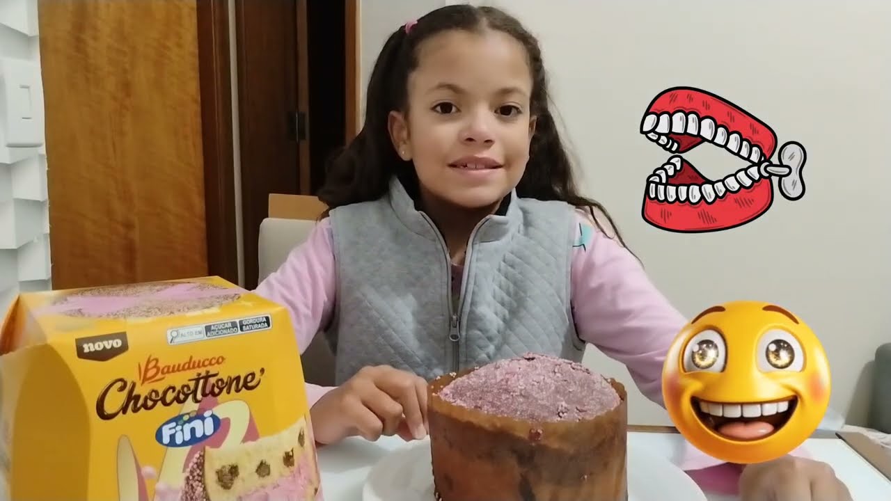 Experimentando Chocotone Fini Dentadura🫣🦷🥰🙏