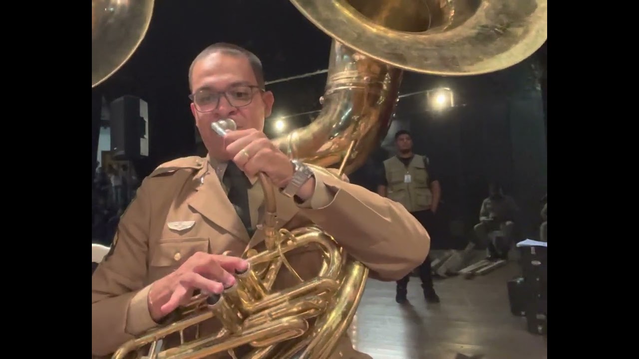 Rolling in the Deep (Adele) - Cb. Freitas (Tuba Bb)