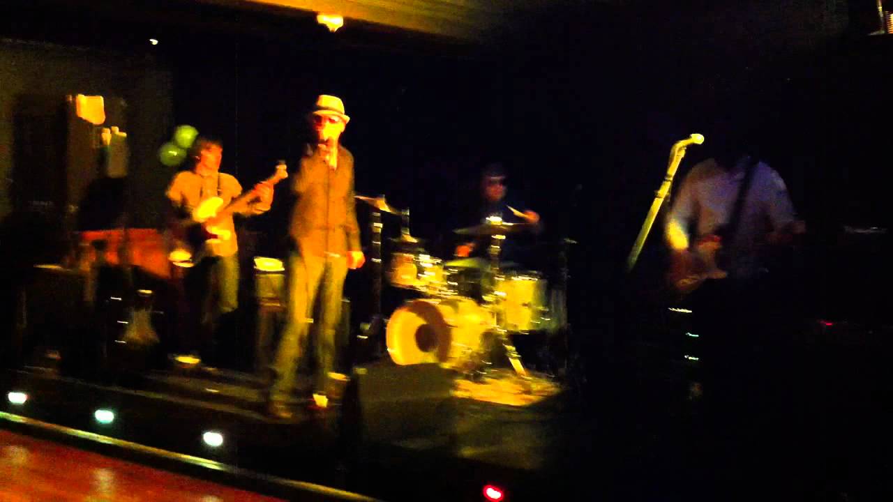 The Smokin Jokers - Sitting on the Dock of the Bay (Cover).MOV