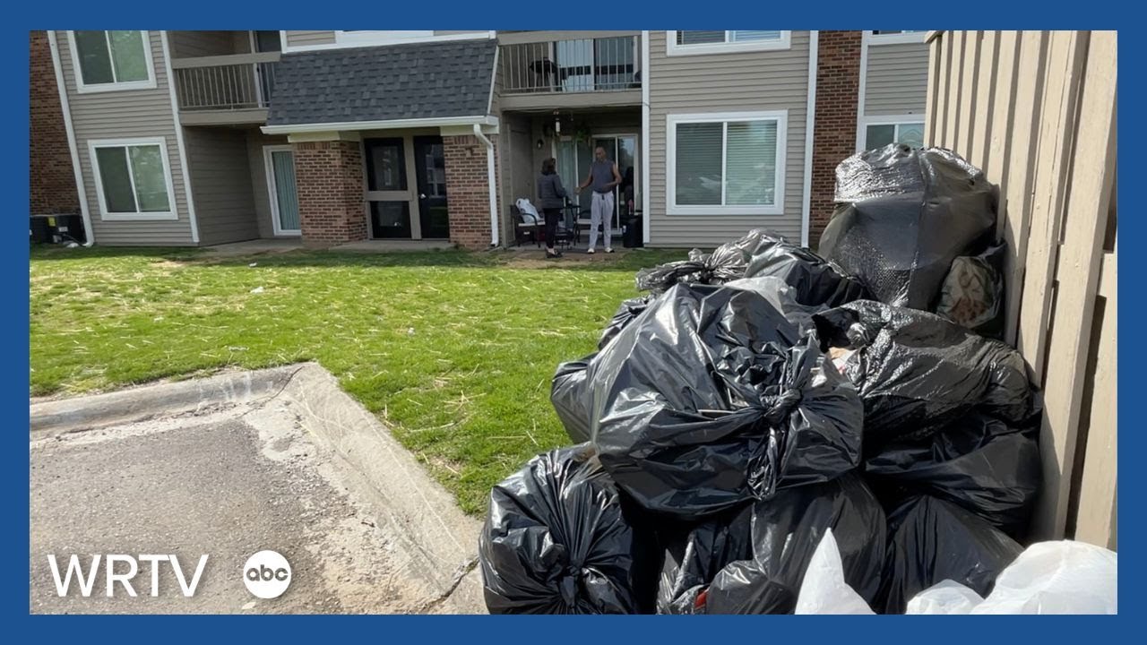 Apartment complex receives trash violation