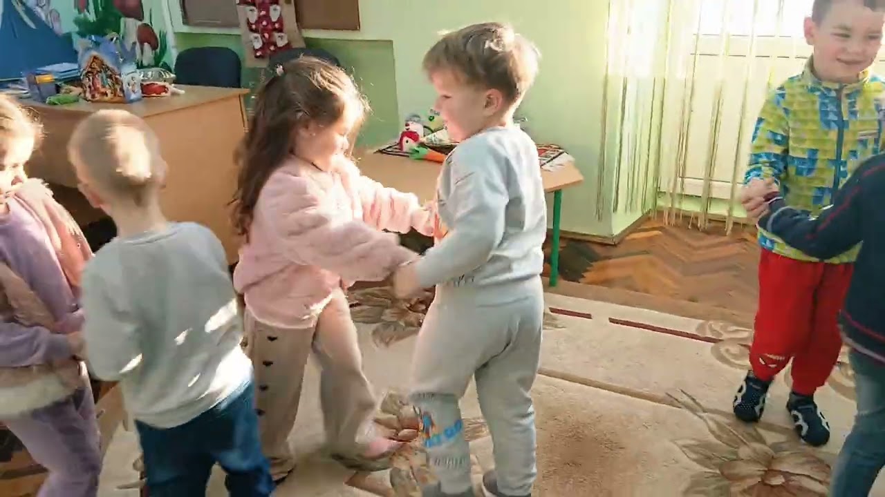 День  Обіймів  у сер. гр.