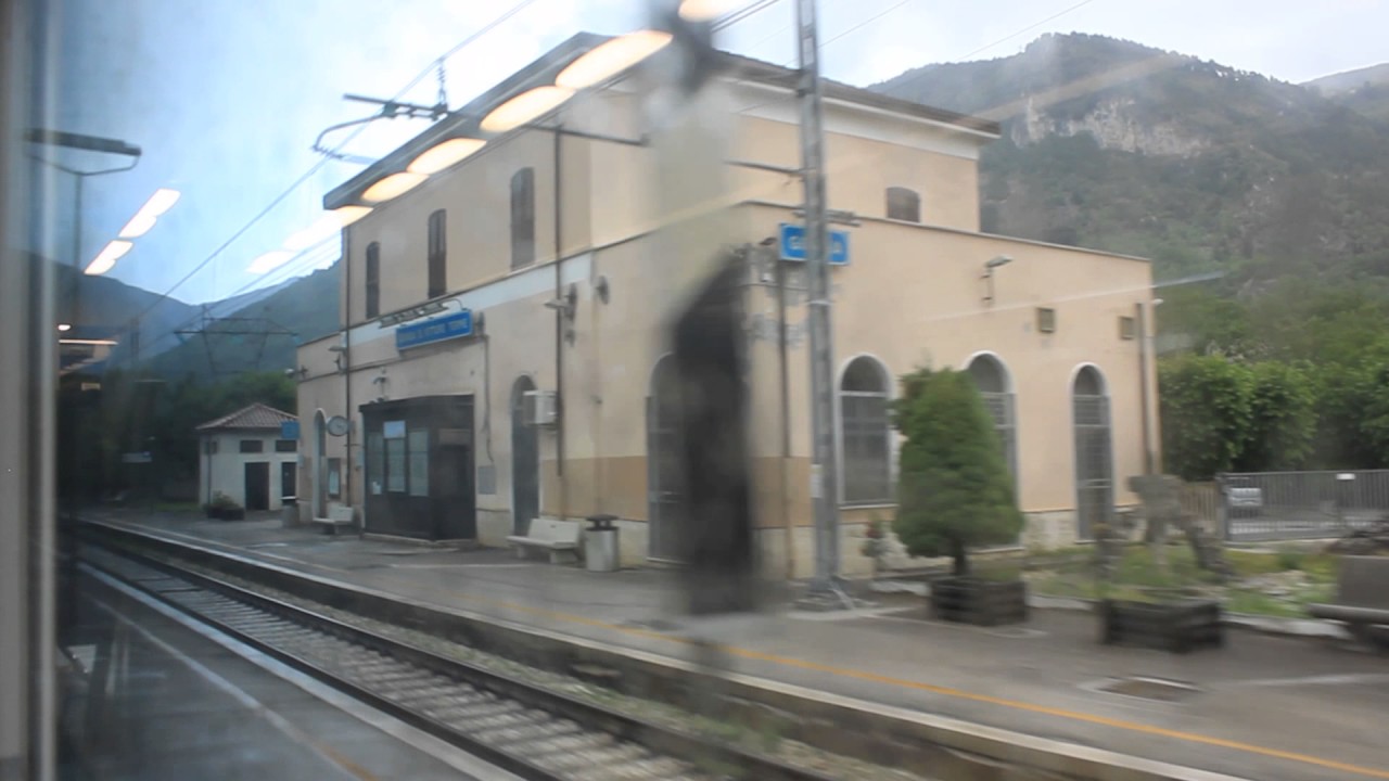 Viaggio a bordo del Regionale Veloce 2322 di Trenitalia tra Fabriano e Jesi - 15/05/2017