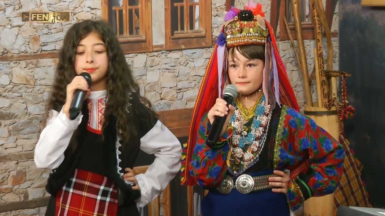 ЕЛЕНА ЧИЕВА И АНИ ИЛИЕВА - Ахметьо лефтер юнако