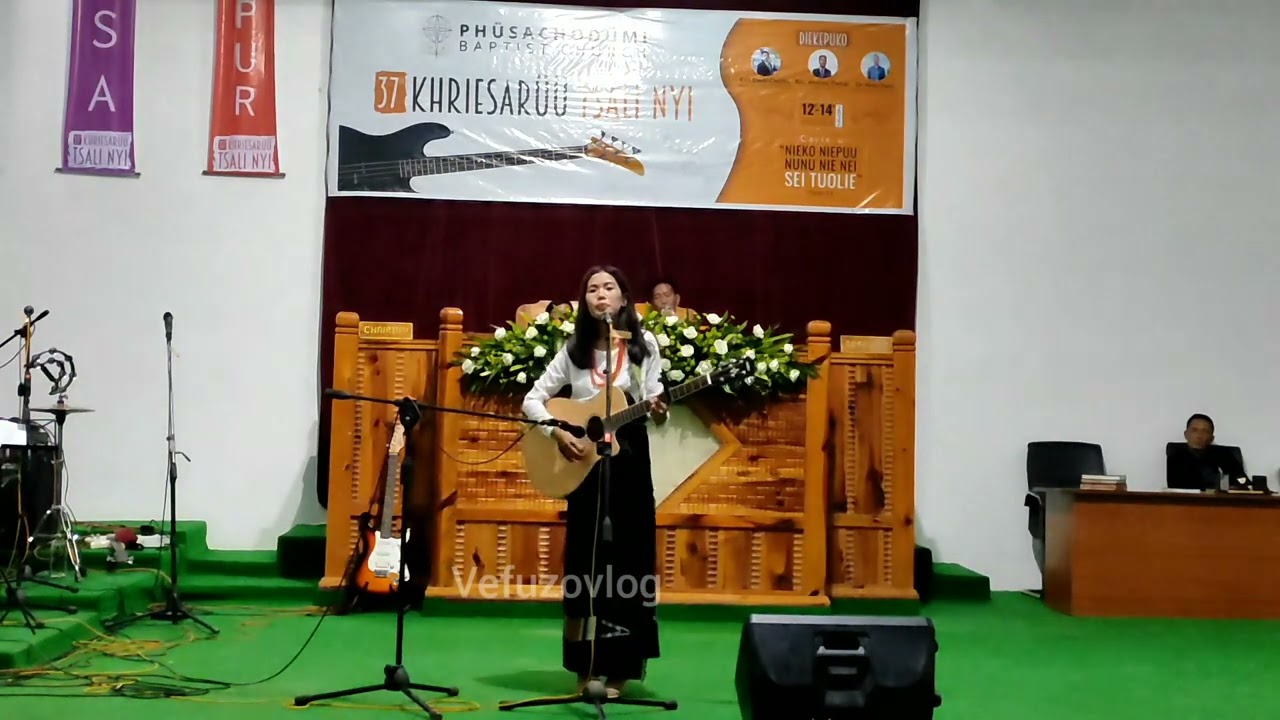Winner of solo competition during 37th music festival at phusachodumi Baptist Church(Efesa team)