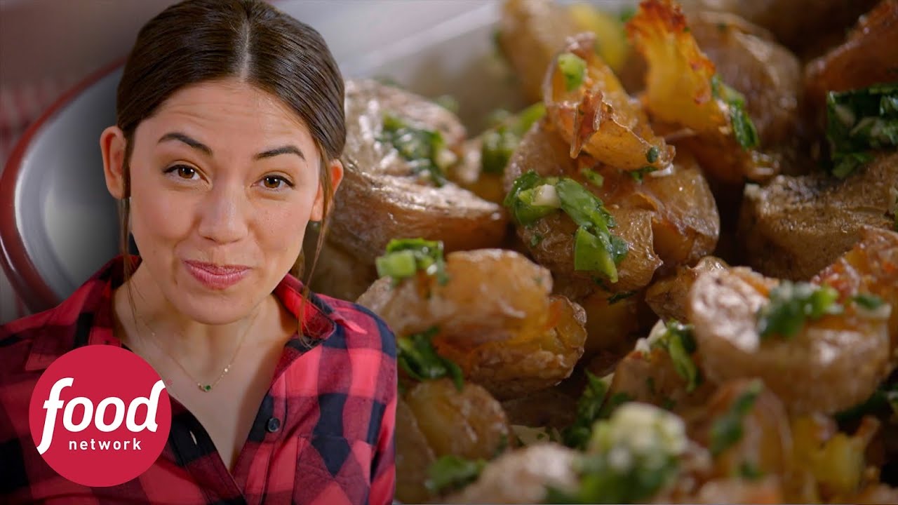 Salsa de maíz carbonizada y patatas crujientes | Cocina en la Granja | Food Network Latinoamérica