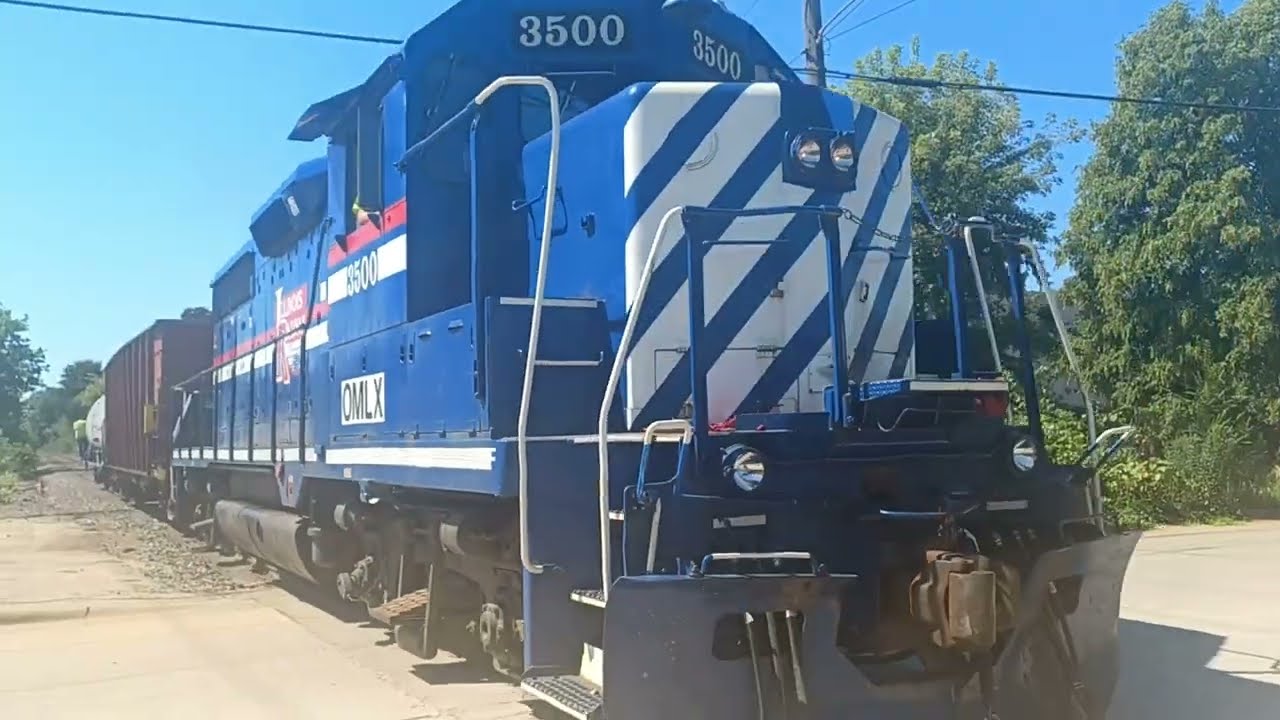 CPKC Local in and around Rockford, and Illinois Railway gp35 working the yards.