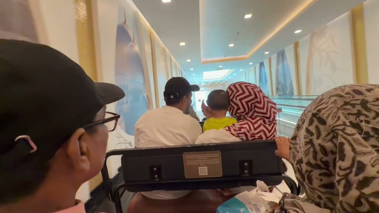 Day 7 Sheikh Zayed Mosque + Abu Dhabi Temple | Hindi Travel Vlog