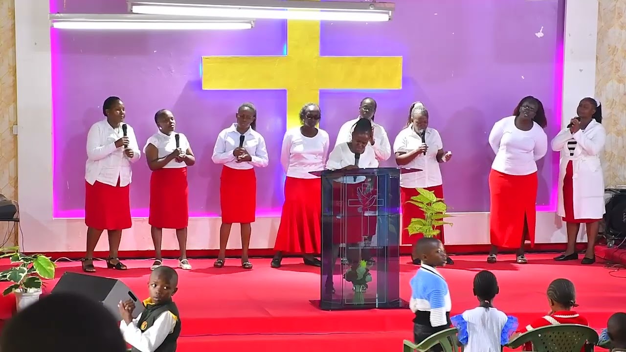 amefanya jambo jipya by d o f choir