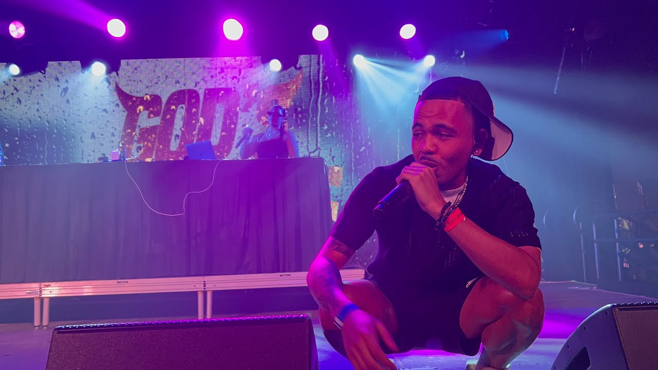 Lew live in Hawaii(4k)
