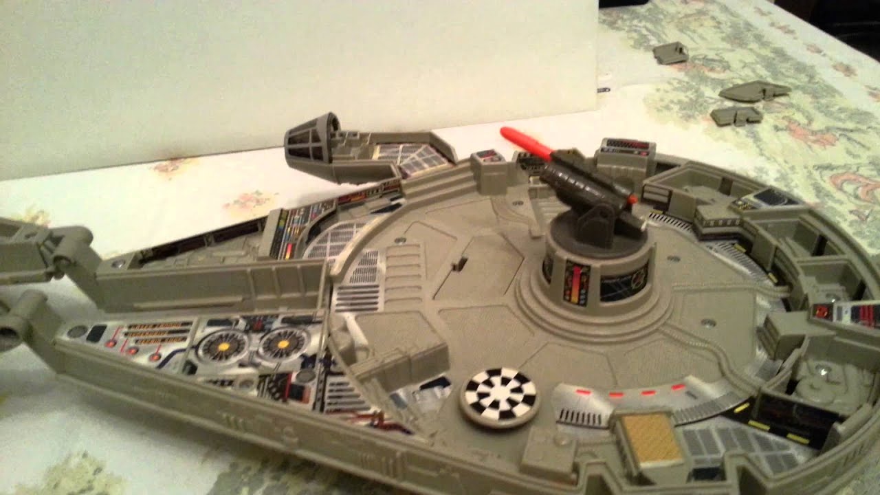 STAR WARS MICROMACHINES 1997 - MILLENNIUM FALCON PLAYSET