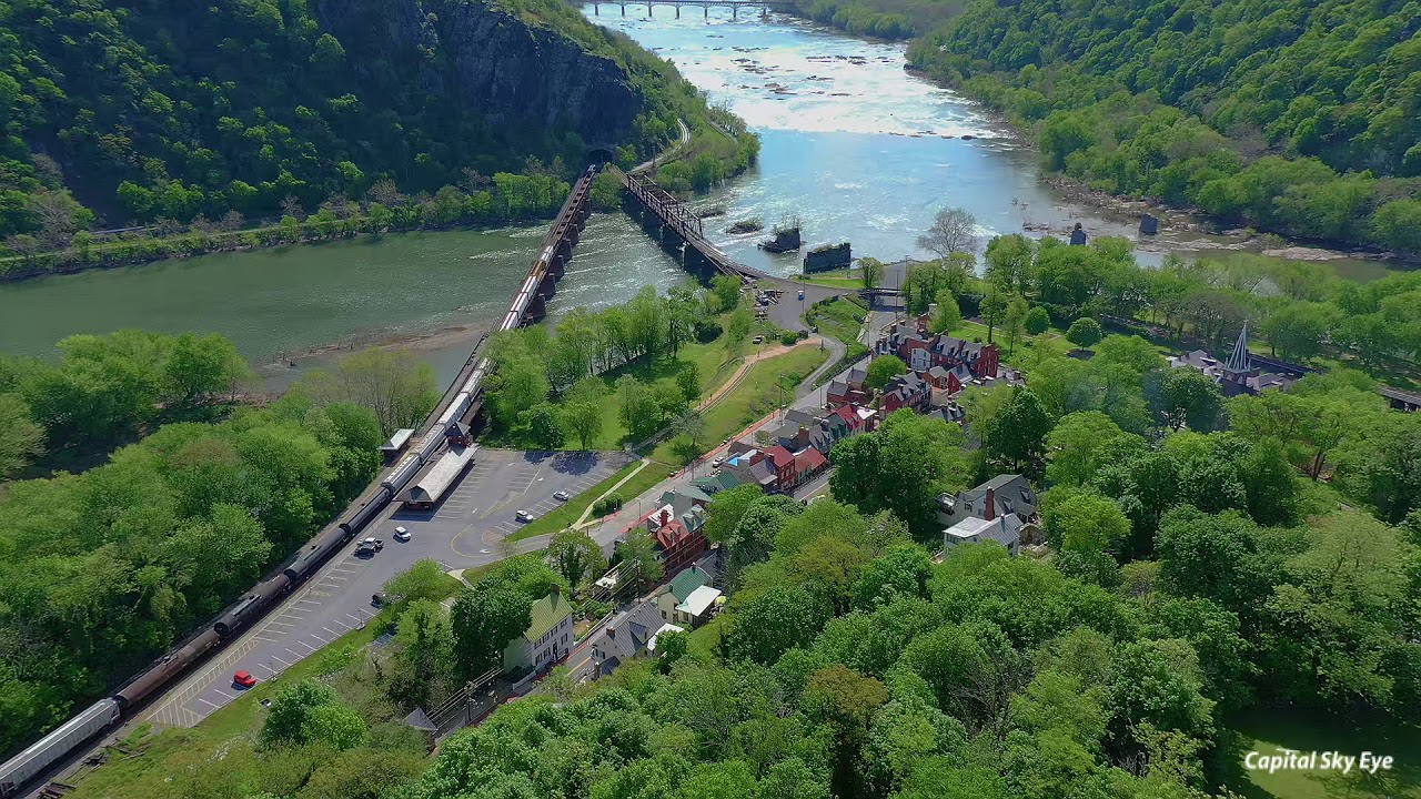 Trains passing through Harper's Ferry, West Virginia