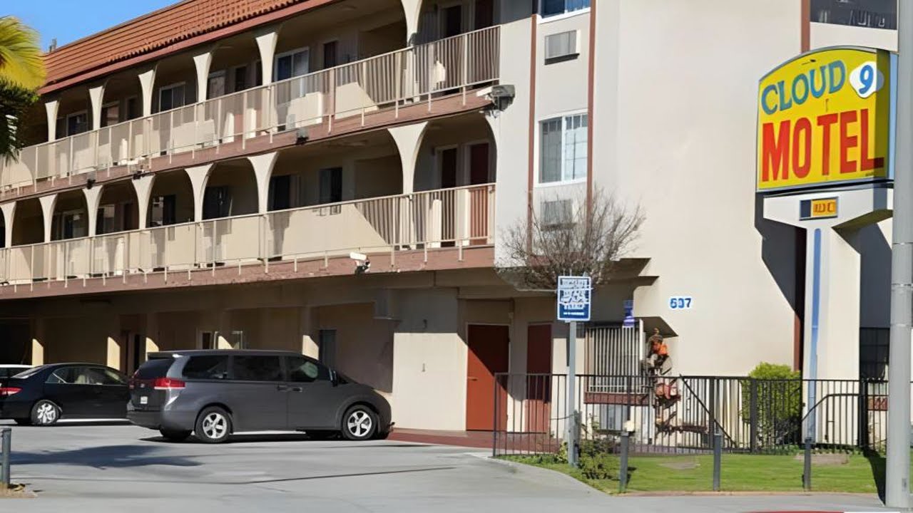 [HotelATG] Review Cloud 9 Inn LAX