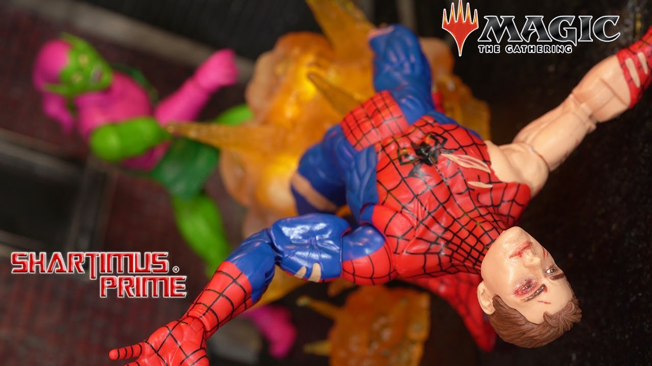 Обзор фигурки Hasbro «Marvel Legends Spider-Man: Battle Damaged Magic the Gathering Wave»
