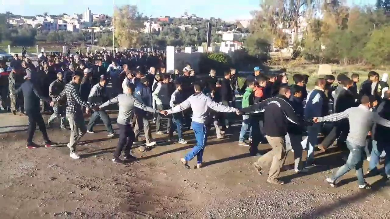 تاهلة: مسيرة حاشدة إلى مقر الباشوية احتجاجا على تدهور الوضع الأمني بالمدينة