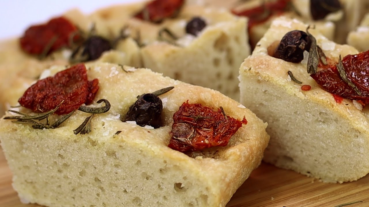 Focaccia Recipe with olives, rosemary and sun-dried tomatoes