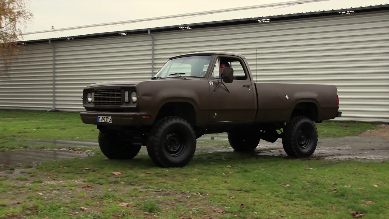 1977 Dodge W200 4x4 PickUp longbed V8 318cui