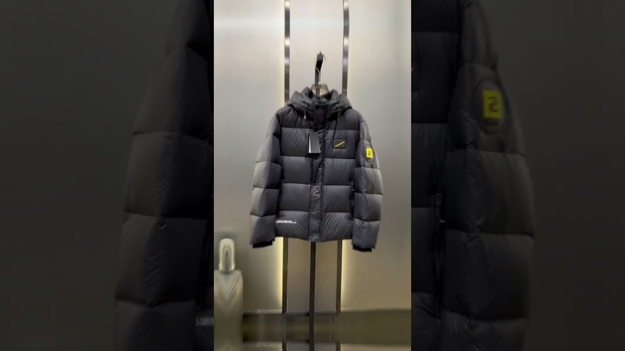 【Fendi】Autumn and winter simple down jacket