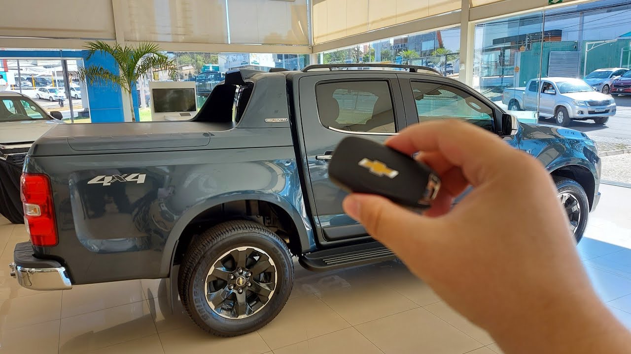 detalhes reais nova Chevrolet  s10 high country cinza topázio diesel 4x4 automática 2022