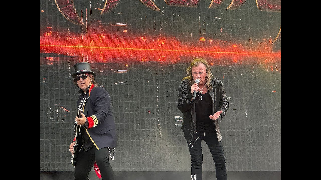 PRETTY MAIDS - 