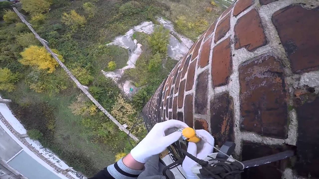 D5 T5 GEOCACHING IN BRATISLAVA (CHIMNEY CLIMBING)