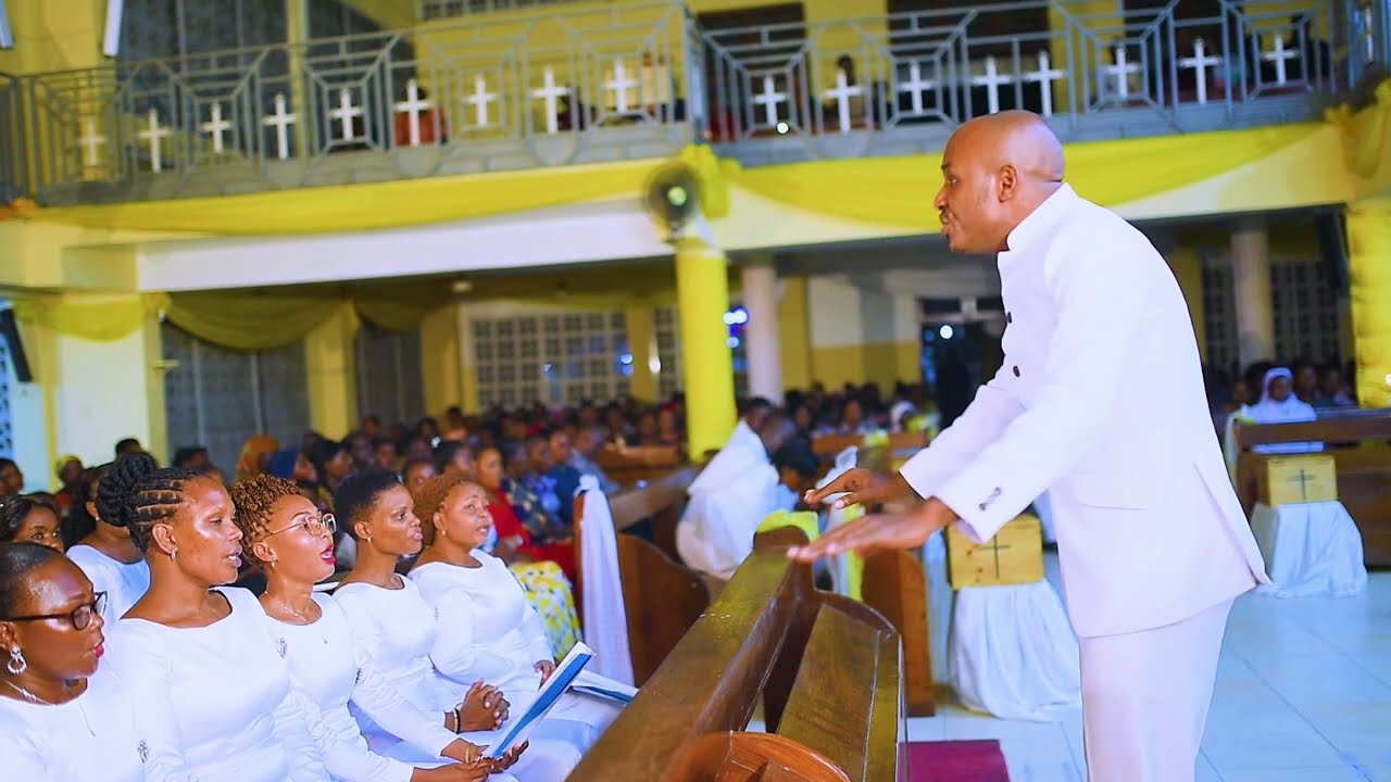 KWAYA YA KRISTU MFALME - USIKU WA MKESHA WA PASAKA