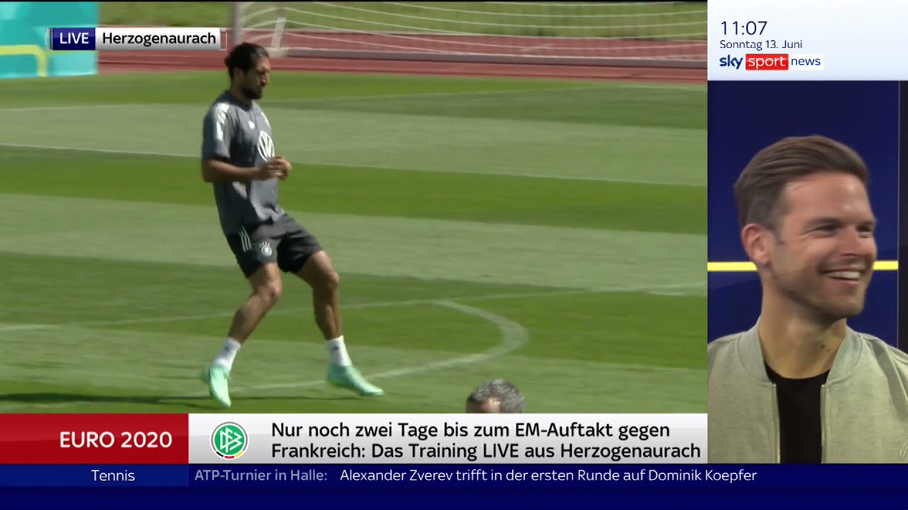 Joachim L&ouml;w/die Nationalmannschaft - Training in Herzogenaurach (SSN live) 13.06.21
