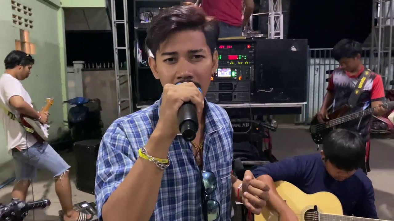 เพลง คนมีเจ้าของ ต้นฉบับเล่นจากรถแห่วงกันเอง อ.ตาคลี จ.นครสววรค์ 