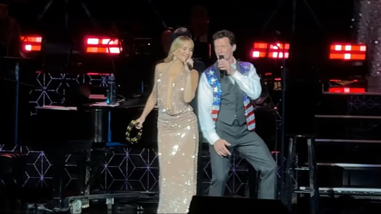 Kate Hudson & Hugh Jackman Sing “Cherry, Cherry” + “Sweet Caroline” | Radio City 10/4/25