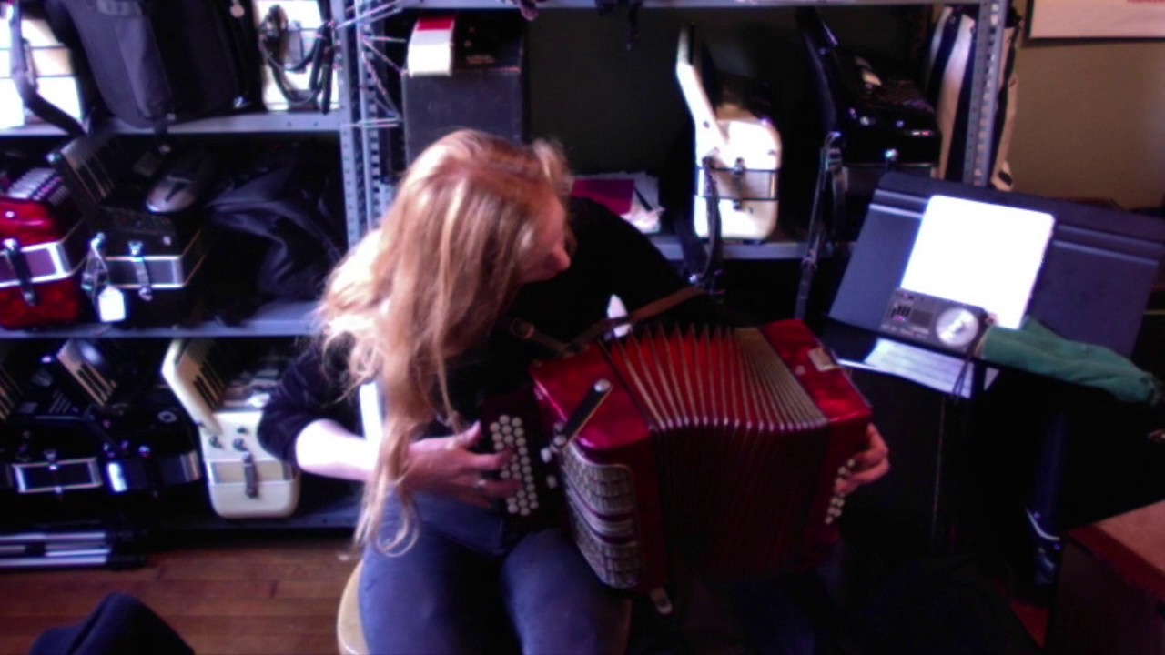 32 Hohner Corona IIIR GCF