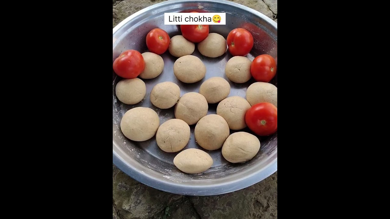 Litti chokha🍅🌶️#recipe #cooking#eveningsanacks#indianfood#youtubesshort#shortsfeed#anshukichensahli 