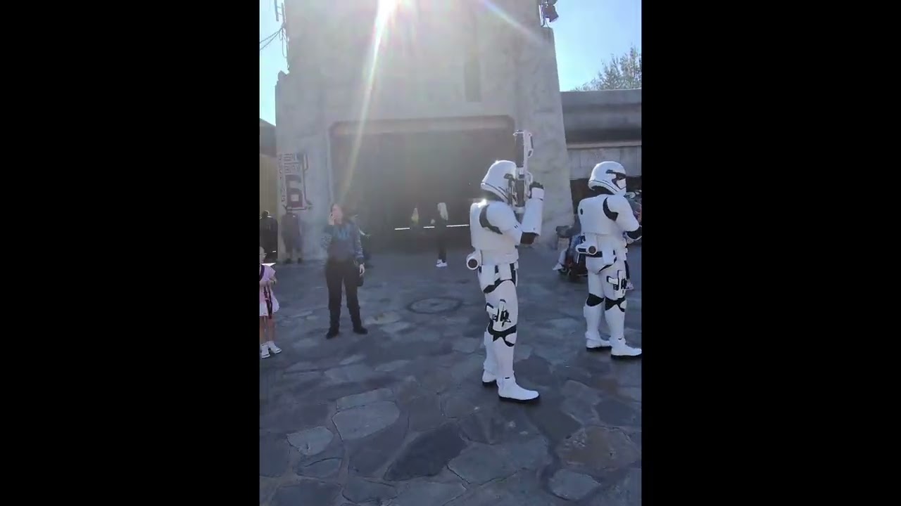 Smugglers Run at Hollywood Studios Feels TOO Real 😳🚀