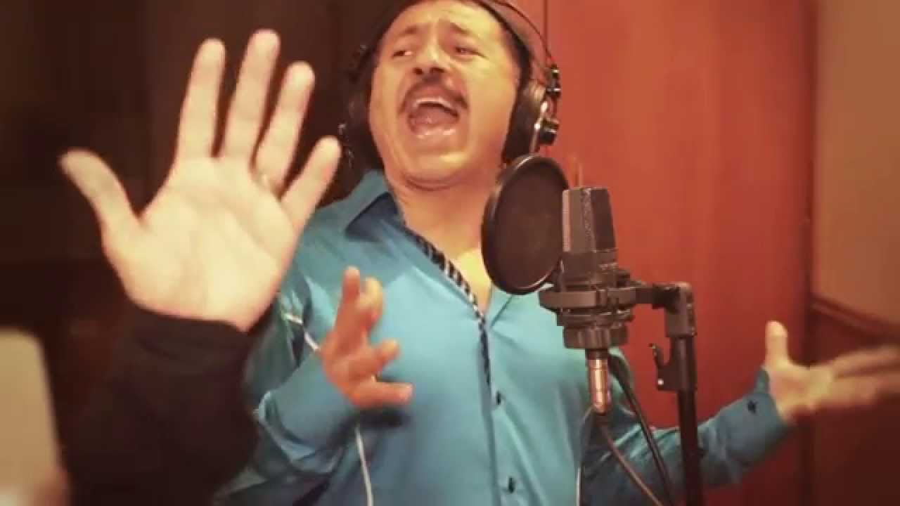 Así es la Mujer   René Sañudo y Ariel Barreras