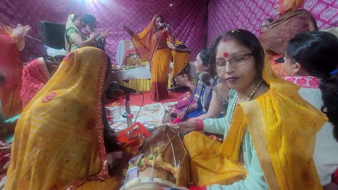 जन्म दिन की बधाई के भजन पर मंडली और संगत दौनो ने कीया जम के डांस 