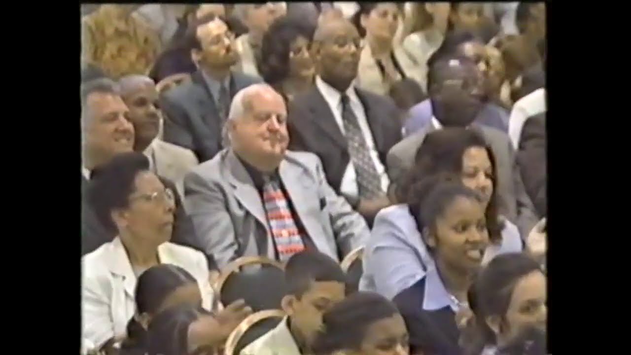 Frère Joseph Coleman et Frère Billy Paul Branham à la Convention de Penn Harris en 2000